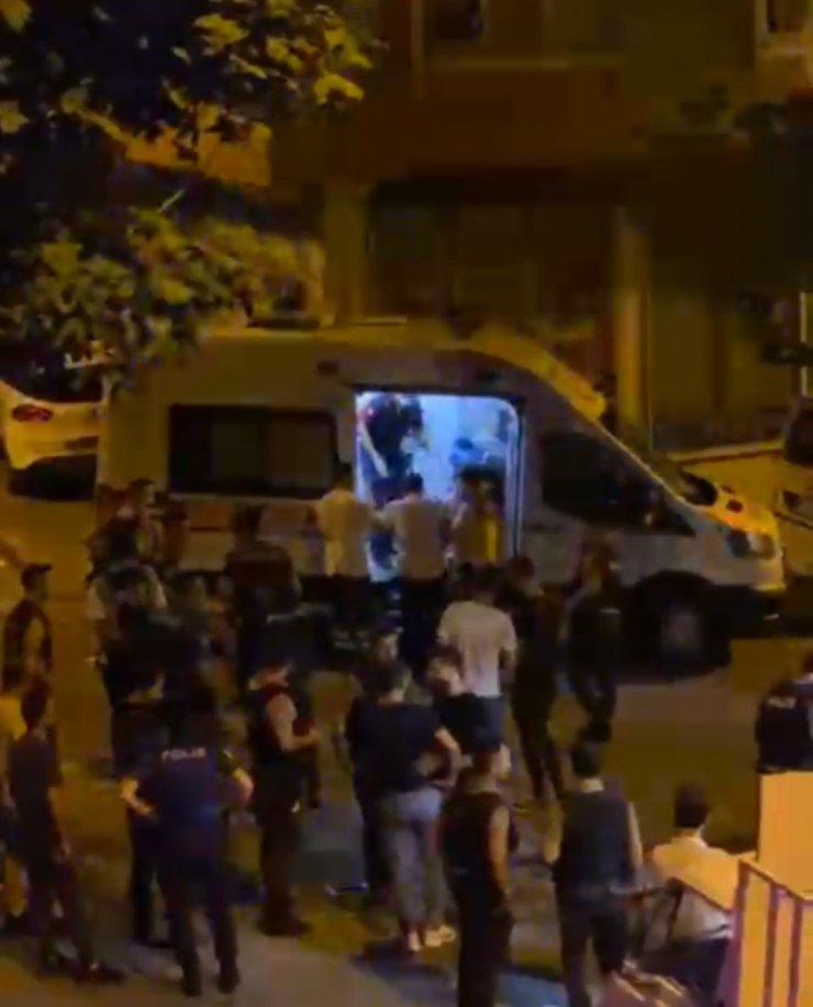 Polis kavgaları engellemek için havaya ateş etti