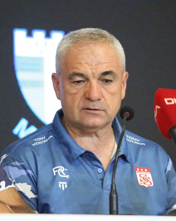 Rıza Çalımbay: “Hedefimiz gruplara kalmak”