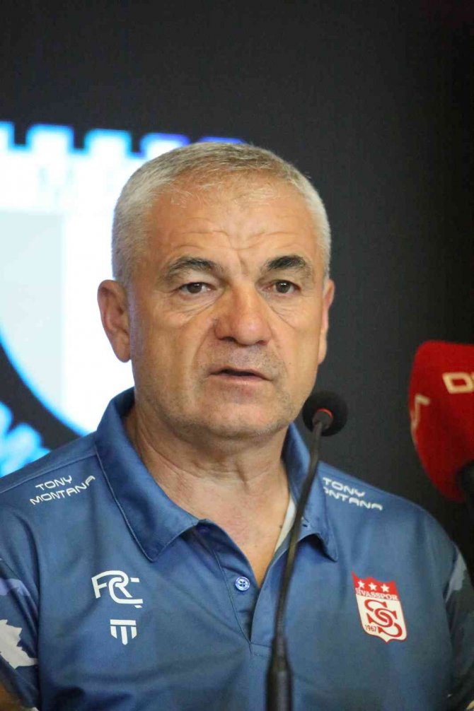 Rıza Çalımbay: “Hedefimiz gruplara kalmak”