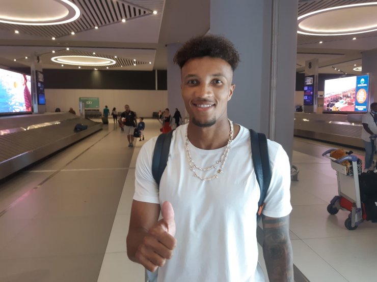 Gbamin, Trabzonspor için İstanbul'a geldi