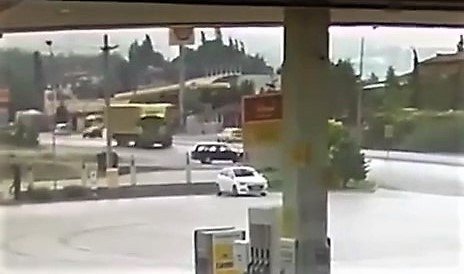 Geri vites hayat kurtardı