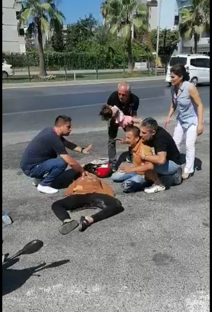 Kazada eşi ve kızını kaybeden babanın feryadı yürek dağladı