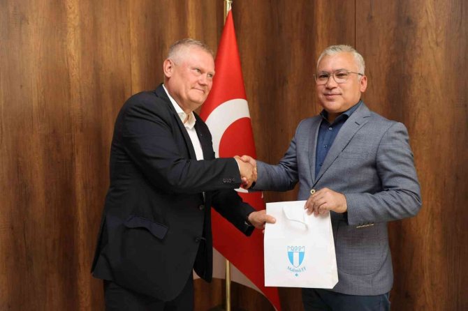 Sivasspor - Malmö mücadelesi öncesi dostluk yemeği