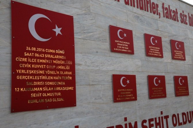 12 polisin adı şehit edildikleri yerde yapılan anıt ve parkta yaşatılıyor