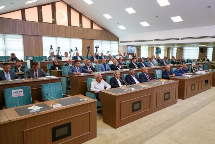 Bakan Dönmez: 2 noktada doğalgaz araması için keşif kuyuları planlıyoruz