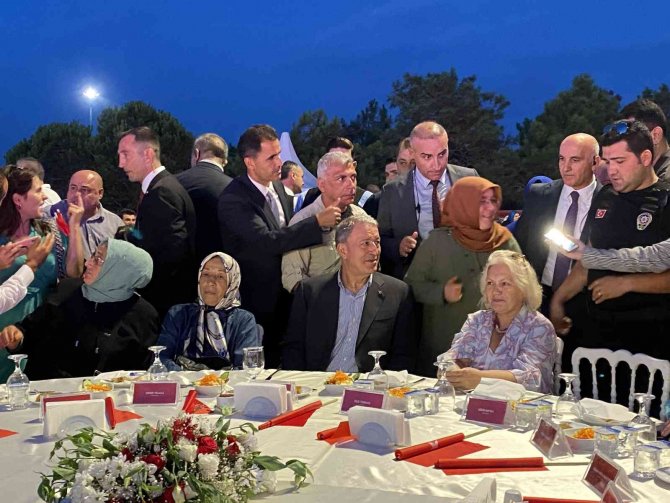 Bakan Akar: “Cumhurbaşkanımızın liderliğinde Türkiye Cumhuriyeti Devleti’nin etki ve ilgi alanı genişlemiştir”