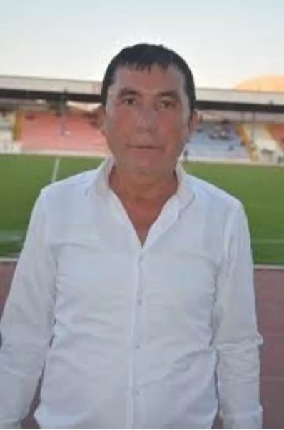 Otomobil şarampole yuvarlandı: 2 ölü