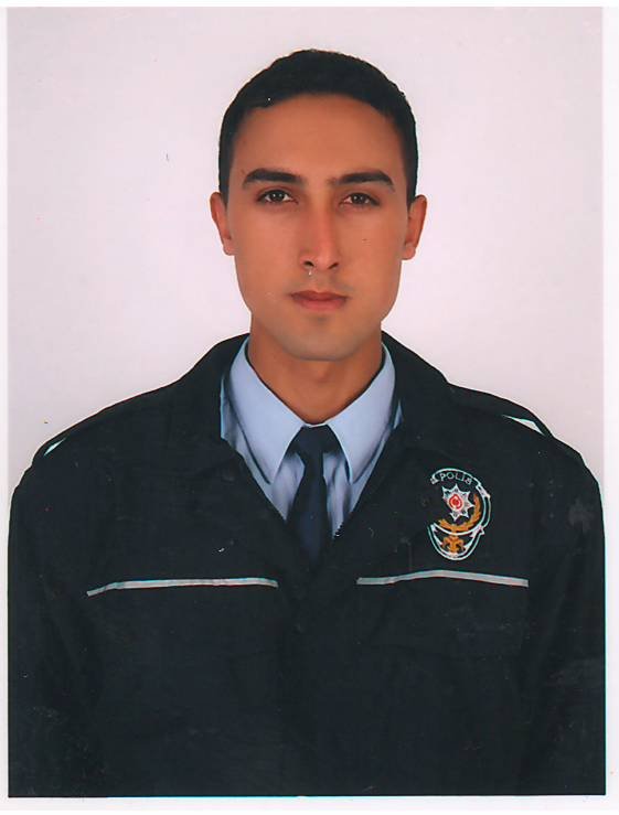 Şehit babası domuzu kovalamak için dama çıkarken düşürdüğü tabancanın ateş almasıyla öldü