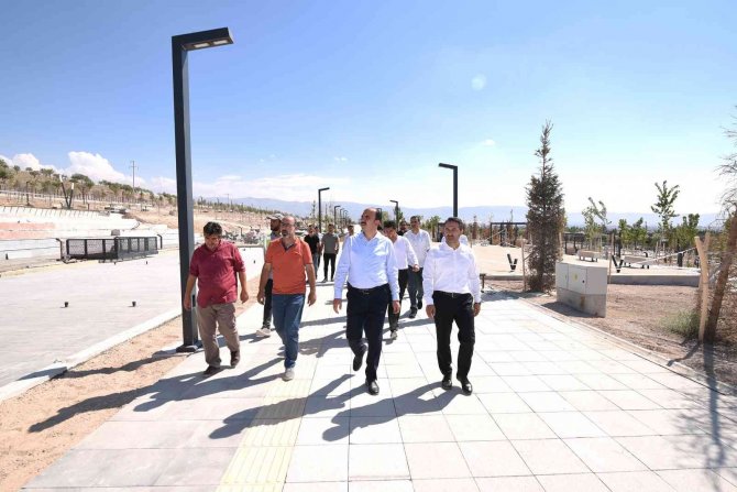 Başkan Altay, Konya’nın en büyük millet bahçesini inceledi