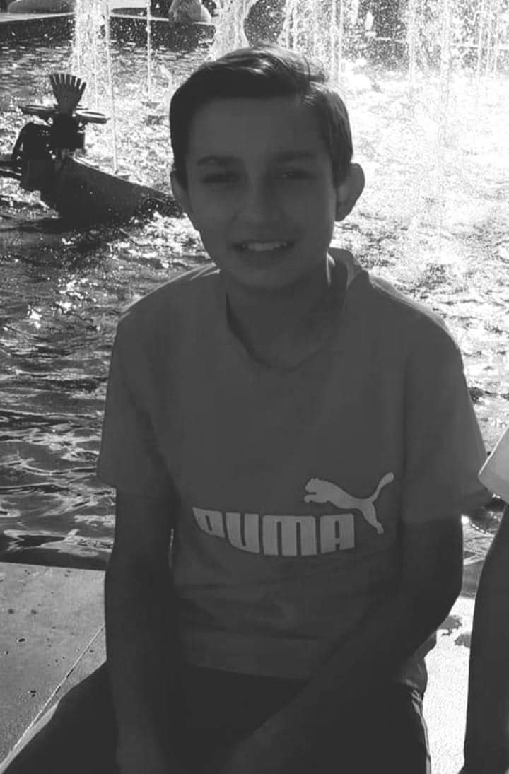 Kaçırdıkları traktörle şarampole yuvarlandılar; Mert öldü, kardeşi yaralı