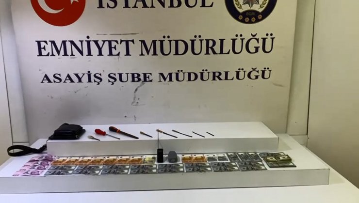 Kopyaladıkları kumandayla kepengi açtılar kasayı boşalttılar