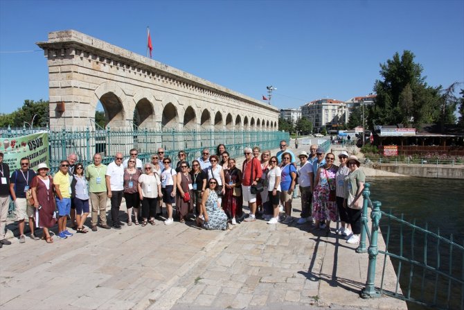 1982 yılı İstanbul Üniversitesi Eczacılık Fakültesi mezunları Beyşehir'de buluştu