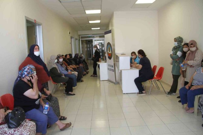 Kuyucak Belediyesi’nden kadınlara ücretsiz destek