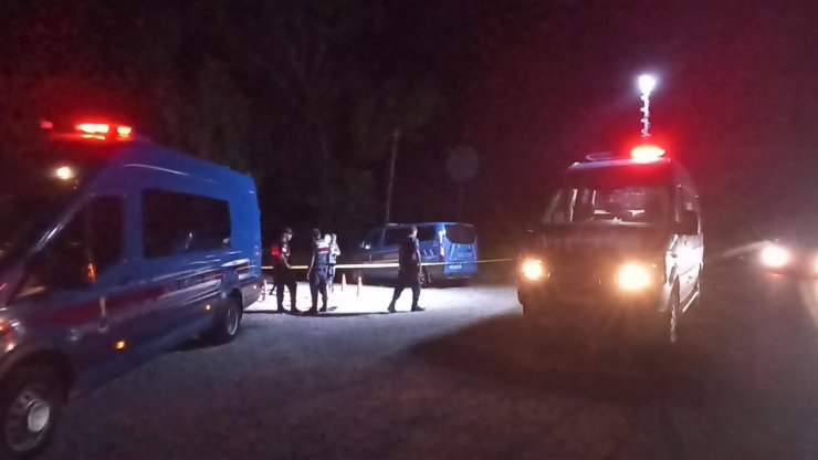 Ormanda başından tabancayla vurulmuş erkek cesedi bulundu