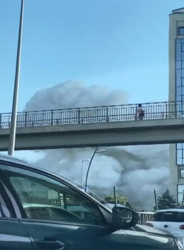 Oto tamircide korkutan patlama