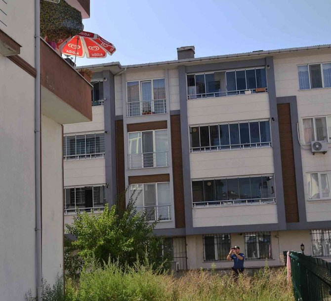 Tekirdağ’da balkondan düşen kadın yaralandı