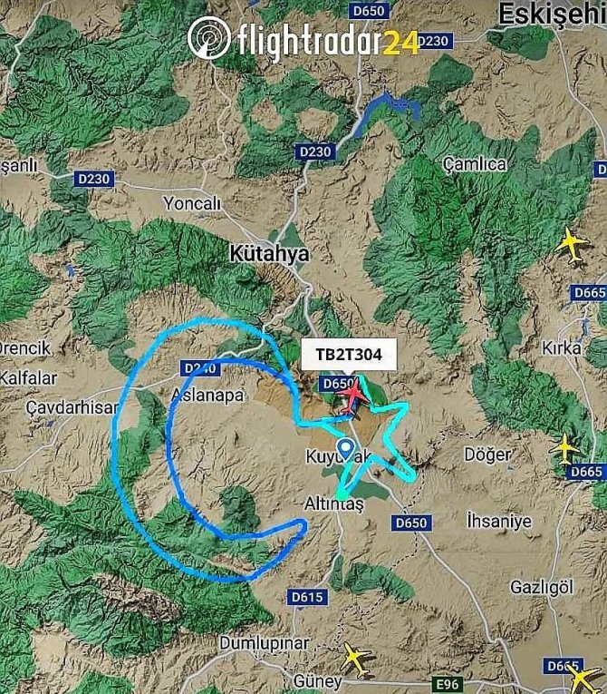 Bayraktar TB2 İHA, Kütahya’da rotasını ay yıldızla çizdi