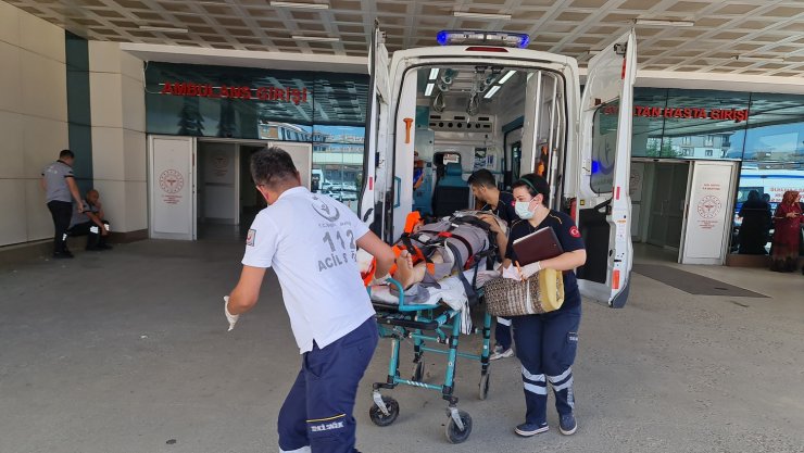 İnşaatta asansörden düşen işçi ağır yaralandı