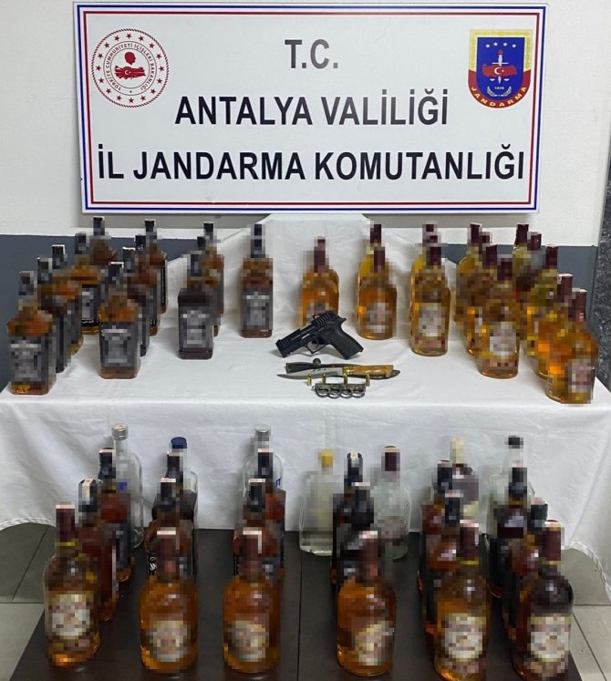 Jandarmadan sahte içki operasyonu
