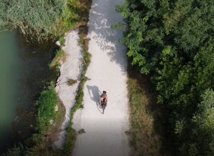 Almanya'dan bisikletle yola çıktı 26 gün sonra İstanbul'a ulaştı