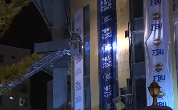 Ankara'da özel okulda çıkan yangın söndürüldü