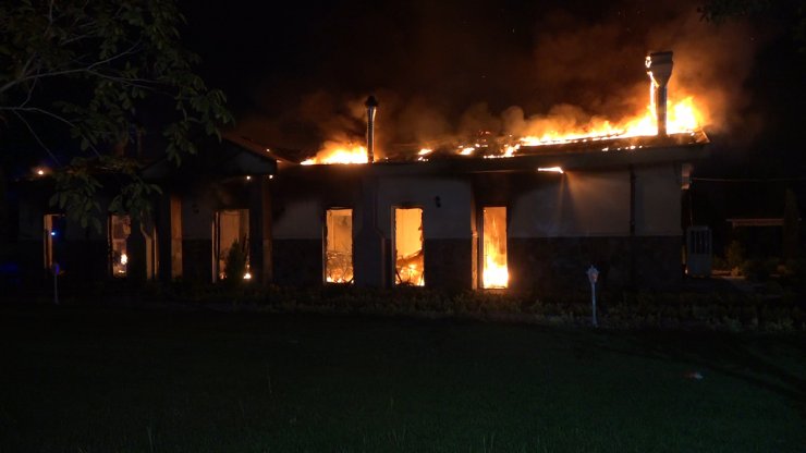 Bursa'da çiftlikte çıkan yangında kundaklama iddiası