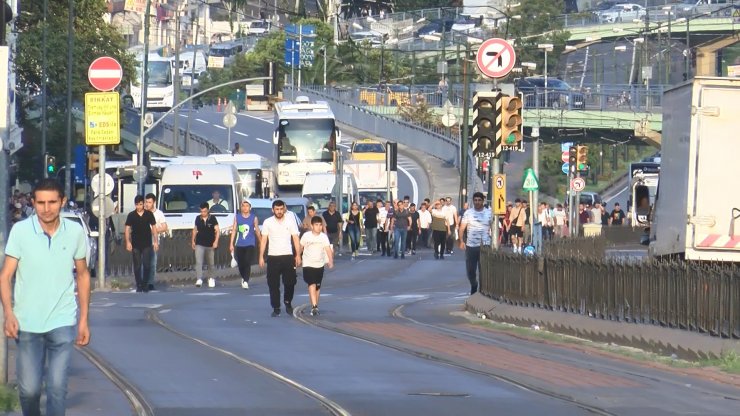 İntihar girişimi tramvay seferlerini durdurdu