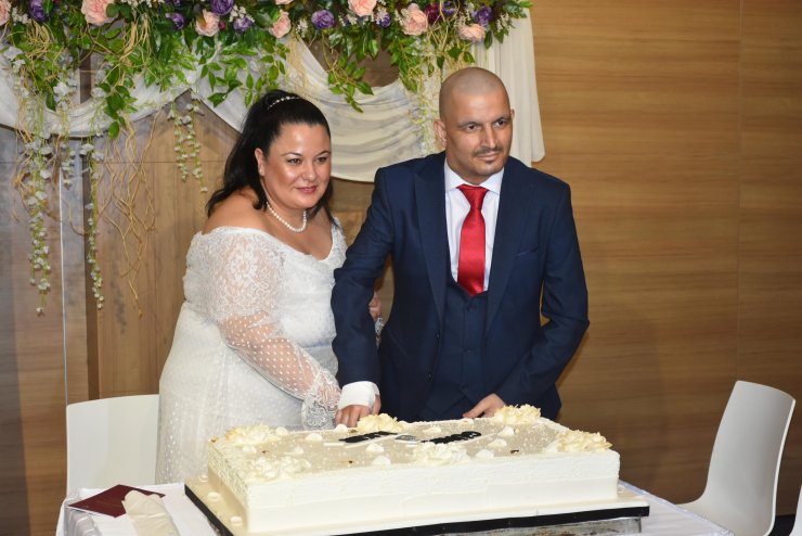 Nakil öncesi hastanede evlenmişti; taburcu oldu