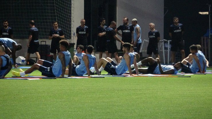 Trabzonspor’da Bruno Peres idmana geldi