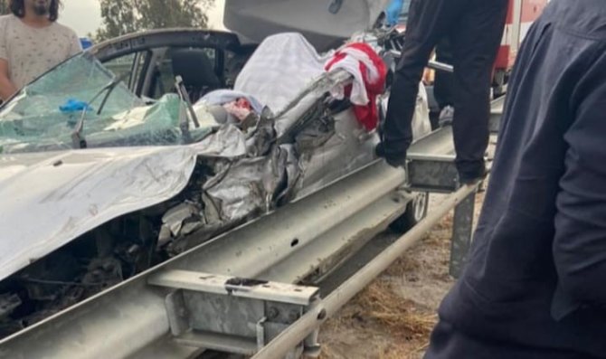 İzmir’de feci kaza: Anne hayatını kaybetti, 3 çocuk yaralı