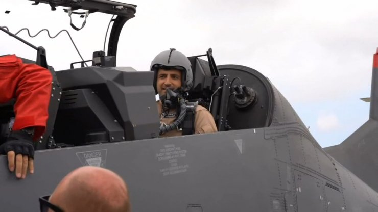 Selçuk Bayraktar, Hürkuş ile uçuşunun görüntülerini paylaştı