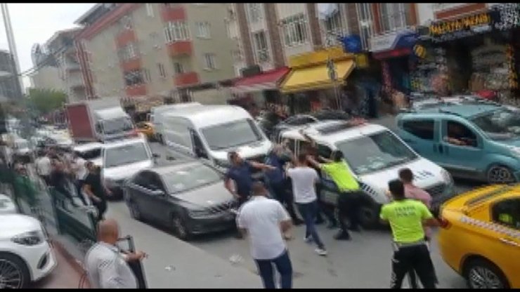 Yol verme kavgasına biber gazlı müdahale