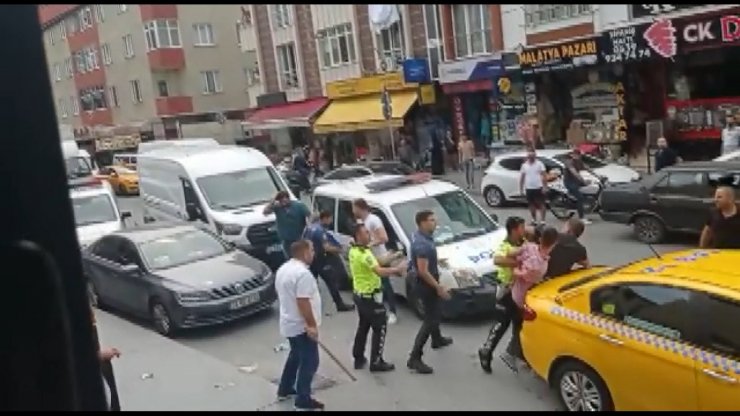 Yol verme kavgasına biber gazlı müdahale