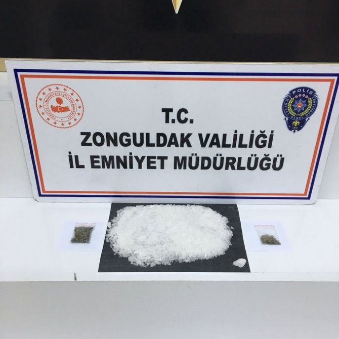 Zonguldak’ta uyuşturucu operasyonu: 3 tutuklu