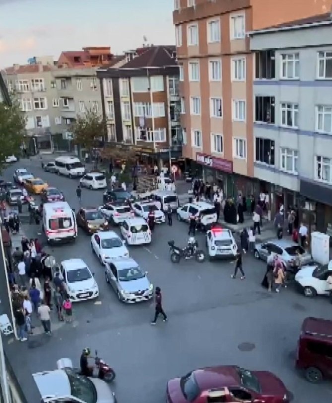 Aile içi kavga ihbarına giden polislere saldırı