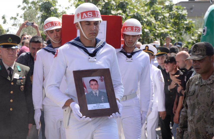 Şehit Astsubay Okan Meteöz, son yolculuğuna uğurlandı