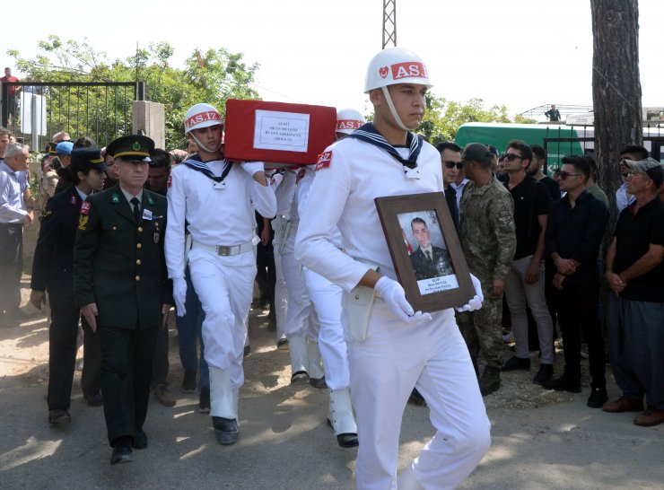 Şehit Astsubay Okan Meteöz, son yolculuğuna uğurlandı