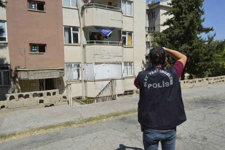 4'üncü kattan düşen engelli, 14 günlük yaşam savaşını kaybetti