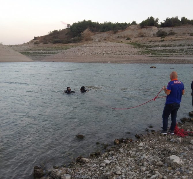 Balık tutmak için gittiği baraj gölünde boğuldu