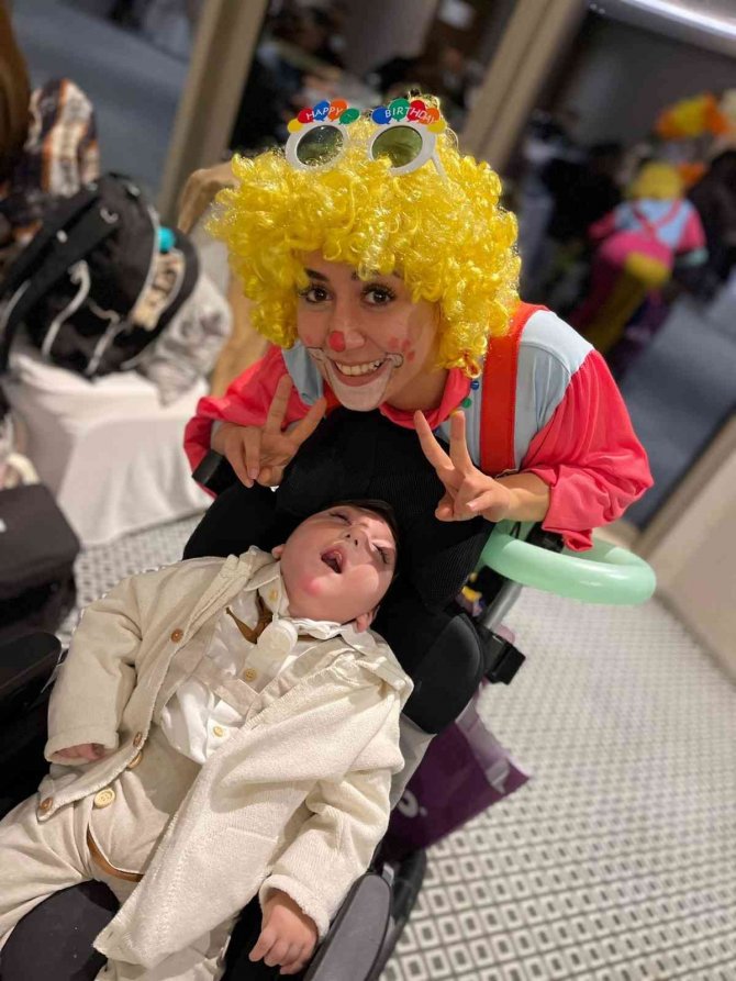 Bir yaşını doldurmadan 3 ay ömür biçilen Ata bebek 4,5 yaşında hayatını kaybetti