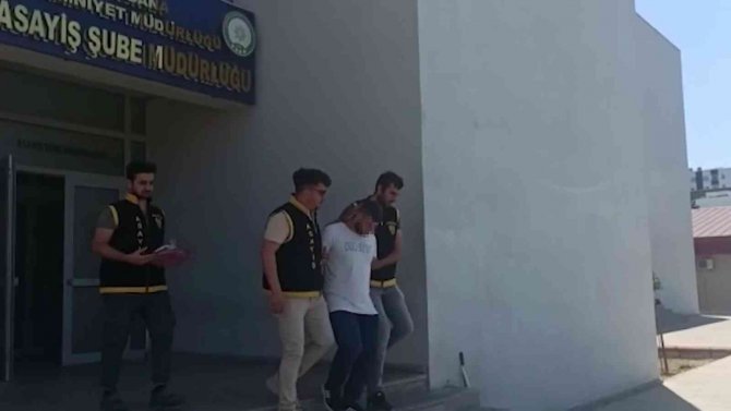 Cezaevinden çıkıp motosiklet çaldırdılar