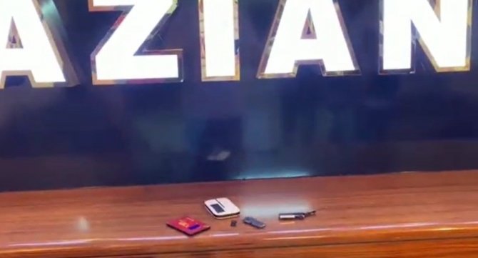 Ehliyet sınavına kopya düzeneği ile girmek istedi