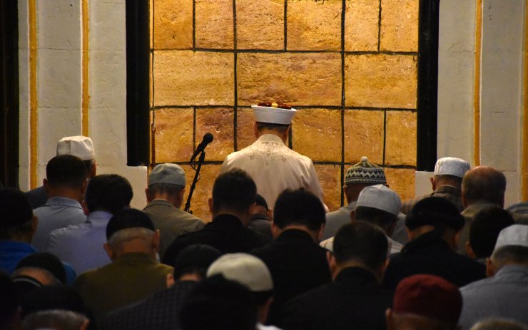 Erbaş: İbadetlerin sadece ruha değil, bedenimize de faydası var