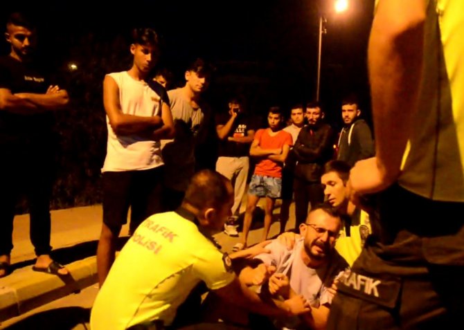 Genç sürücü kazada hayatını kaybetti