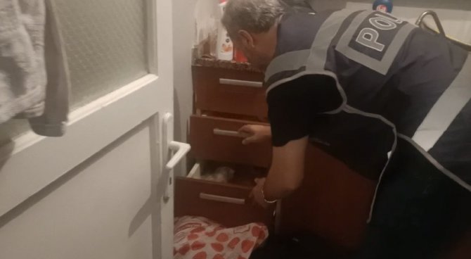 Hırsızlık şebekesi kıskıvrak yakalandı