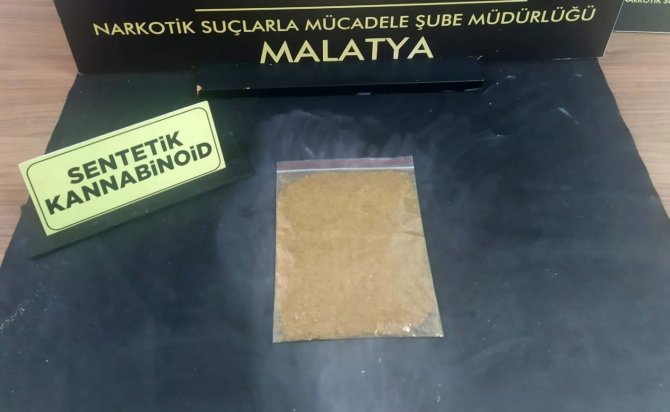 Polisten ‘torbacı’ operasyonu: 6 tutuklama