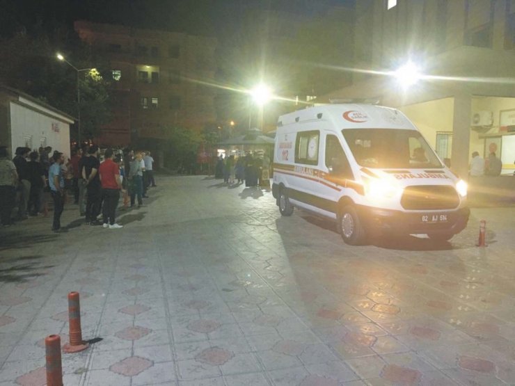 Akıntıya kapılan arkadaşını kurtarmak isterken boğuldu