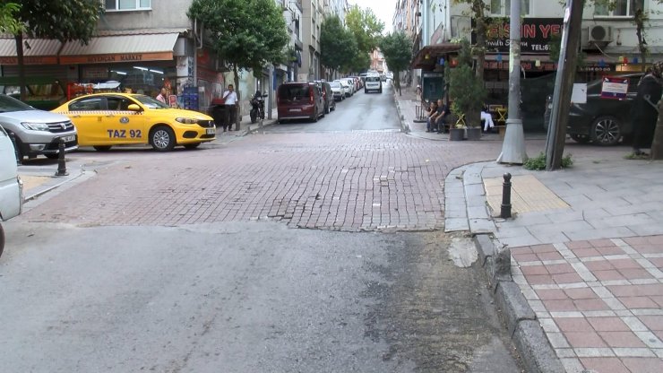 Aynı yerdeki iki kazada 4 kişi yaralandı