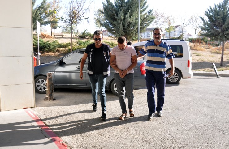 FETÖ yalanıyla dolandırıcılık iddiasına 2 tutuklama