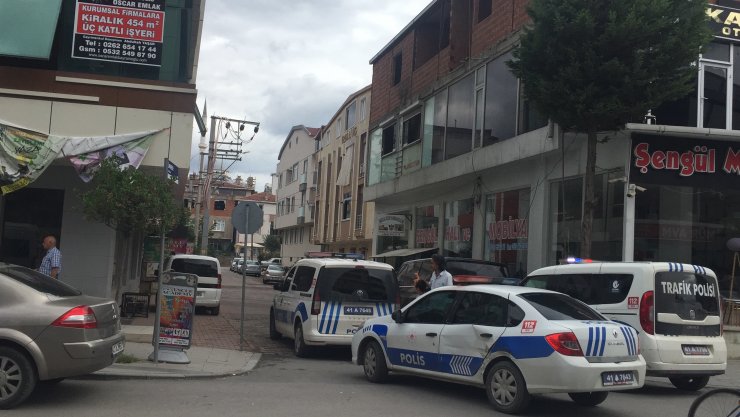 Kıraathanedeki kavgada 2 kardeş tabancayla vuruldu